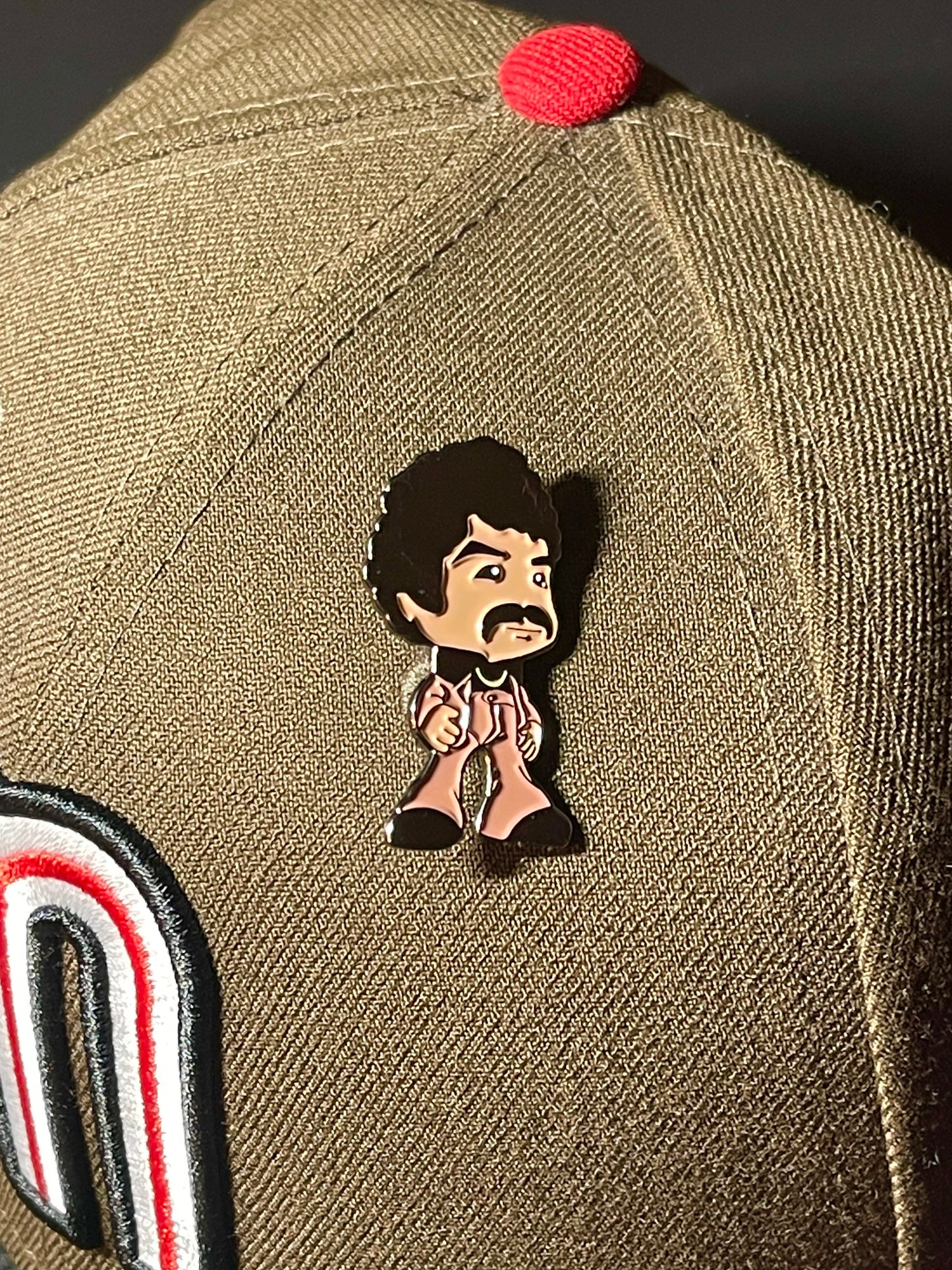 RAFA CARO PIN