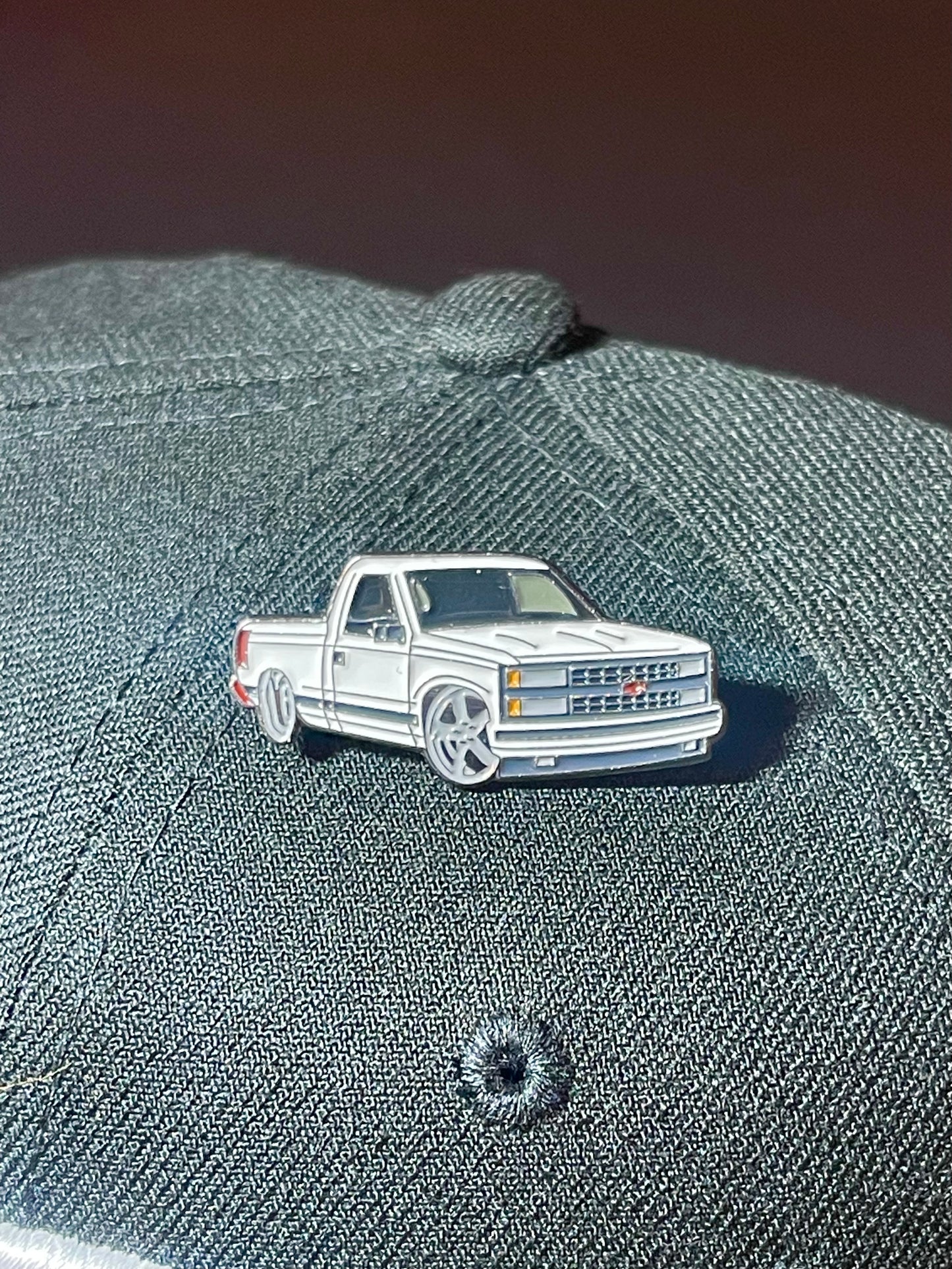 WHITE SS TRUCK PIN