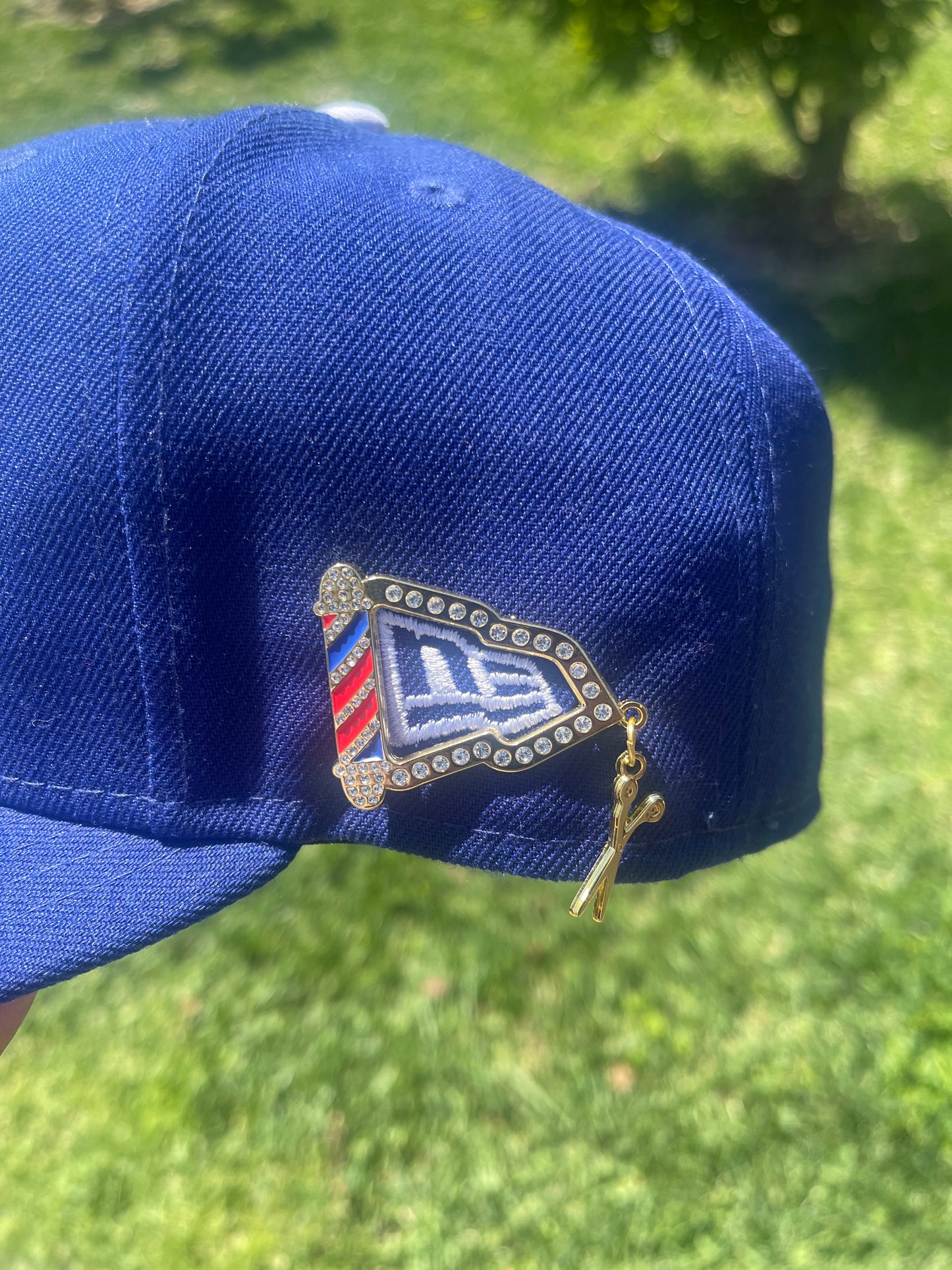 BARBER GOLD FRAME PIN