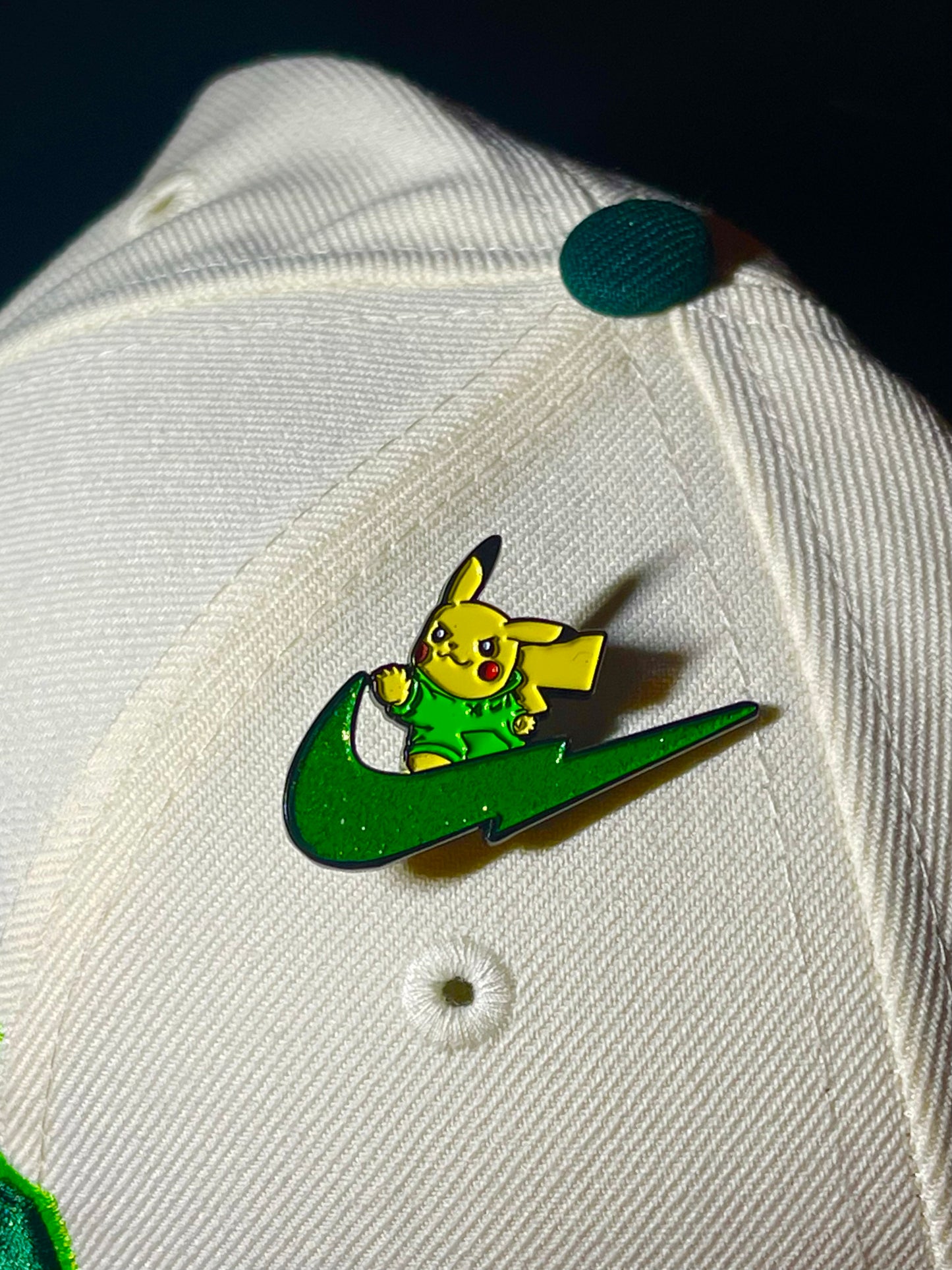 PIKA SWOOSH PIN