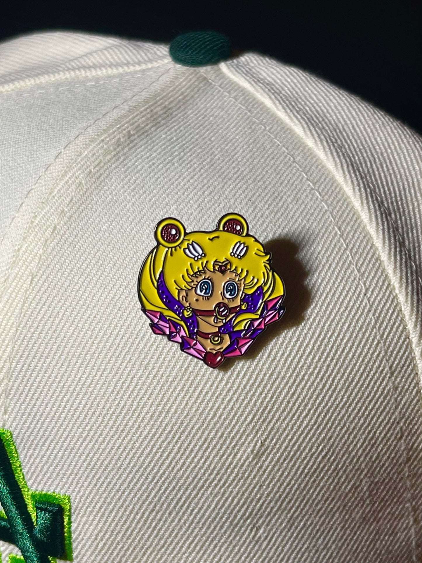 SAILOR M00N PIN