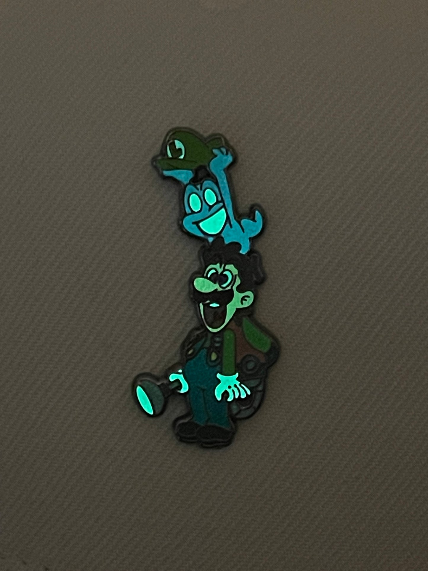 LUIGI GHOST PIN