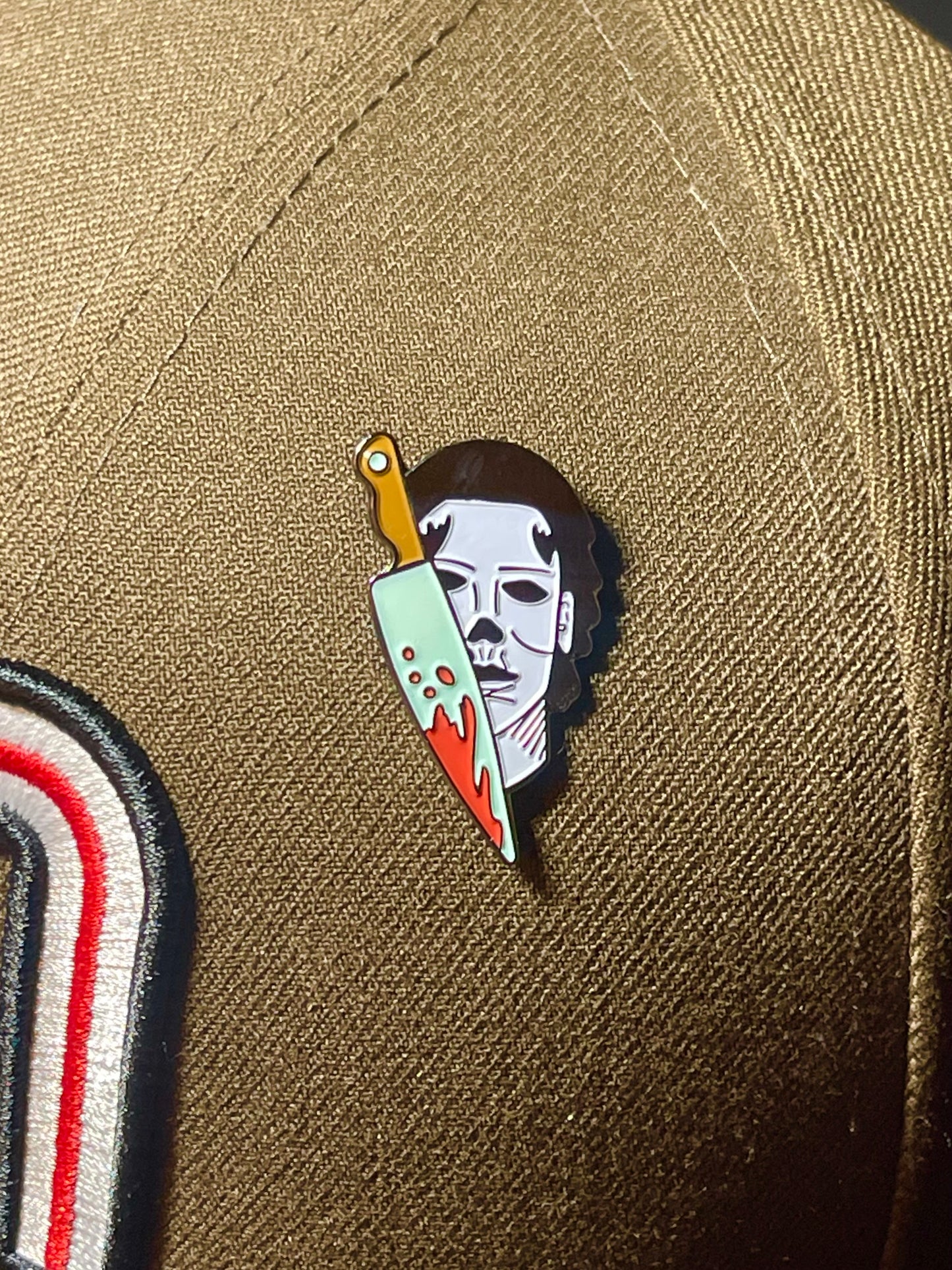 MICHAEL KNIFE PIN