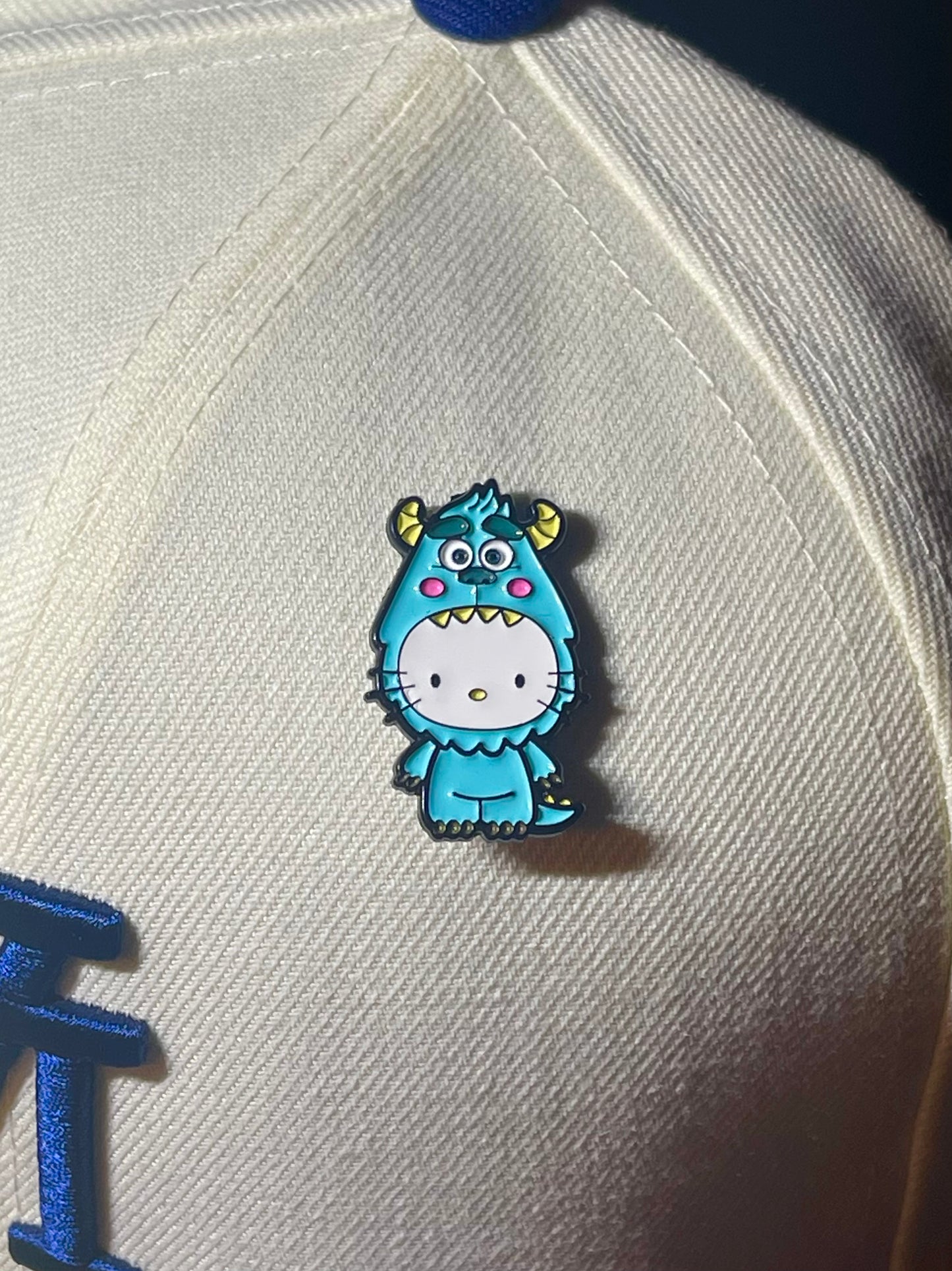 HK SULLY PIN